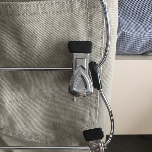 Men’s Aeropostal Khakis 30x32 - Picture 6 of 6